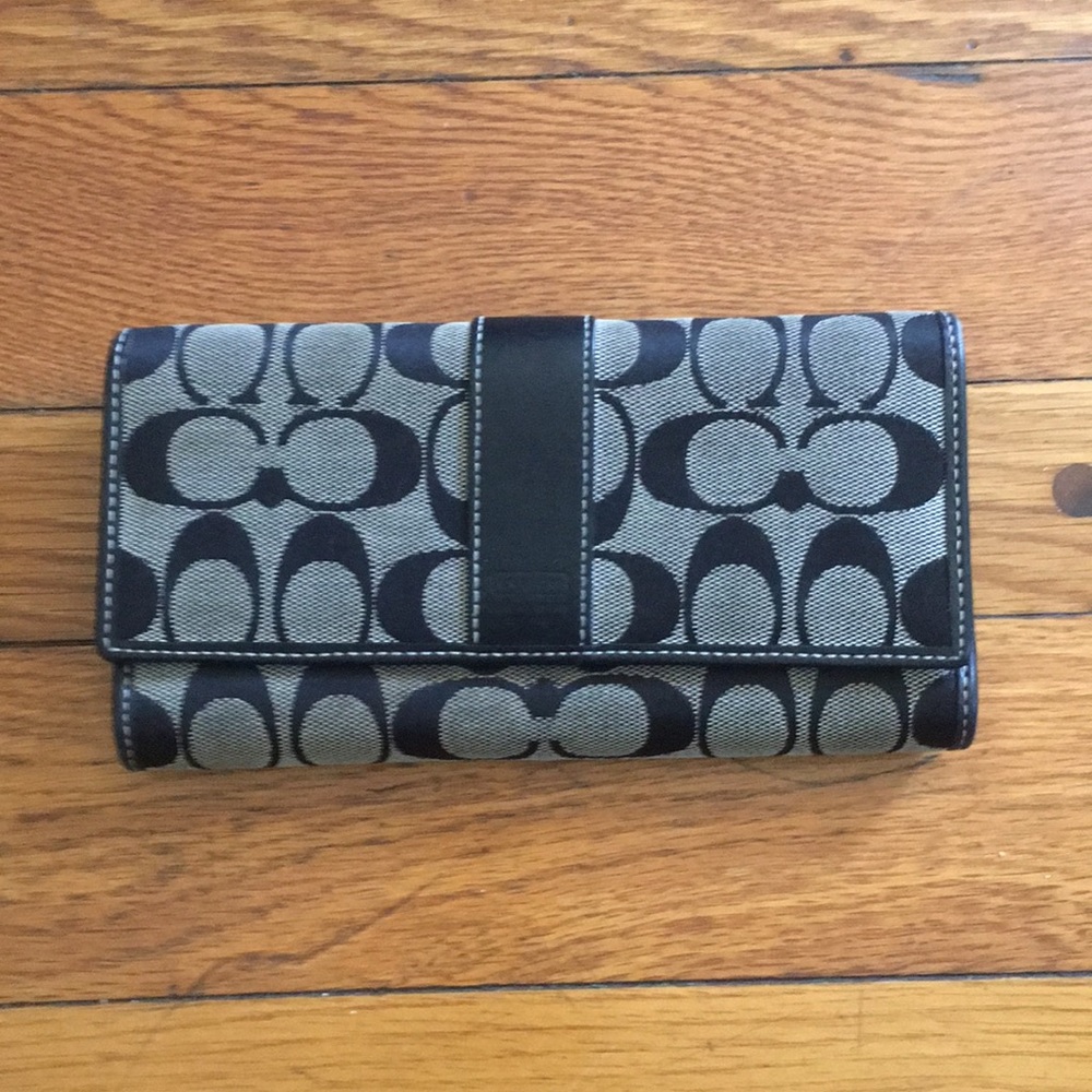 Womens Coach Wallet